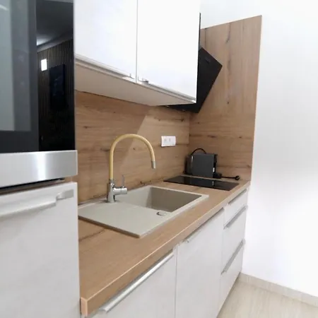 Cozy Loft For Two Lägenhet